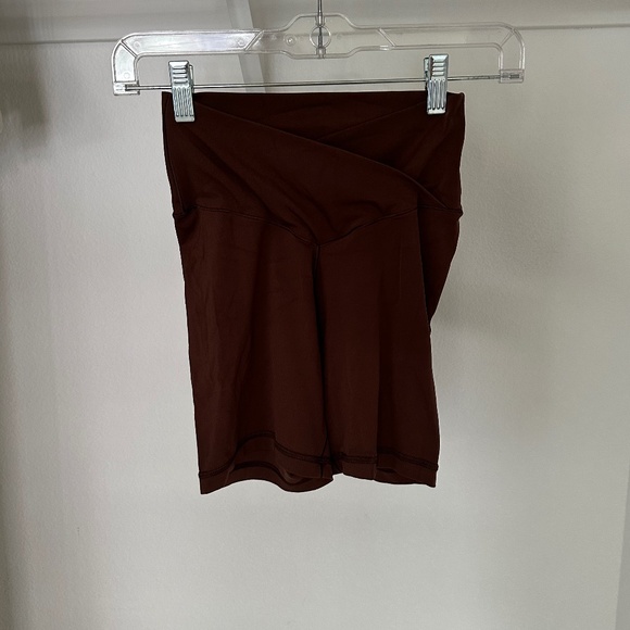 OFFLINE By Aerie - Real Me Crossover 5" Bike Short - Picture 5 of 6